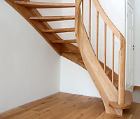 Stringer stairs with bends ENERGY solutions